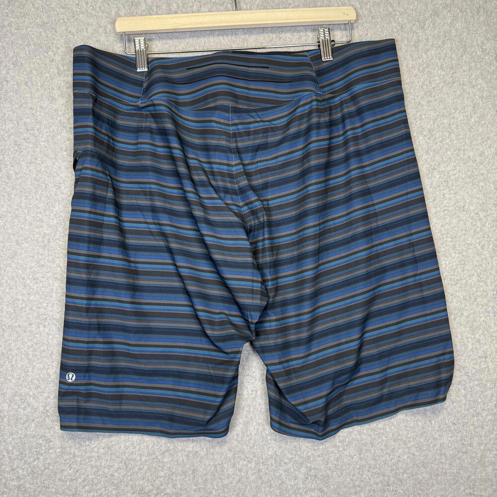 Lululemon Board Shorts Mens 38 El Current Striped No Liner Zip Pocket Swim Beach - Picture 4 of 6